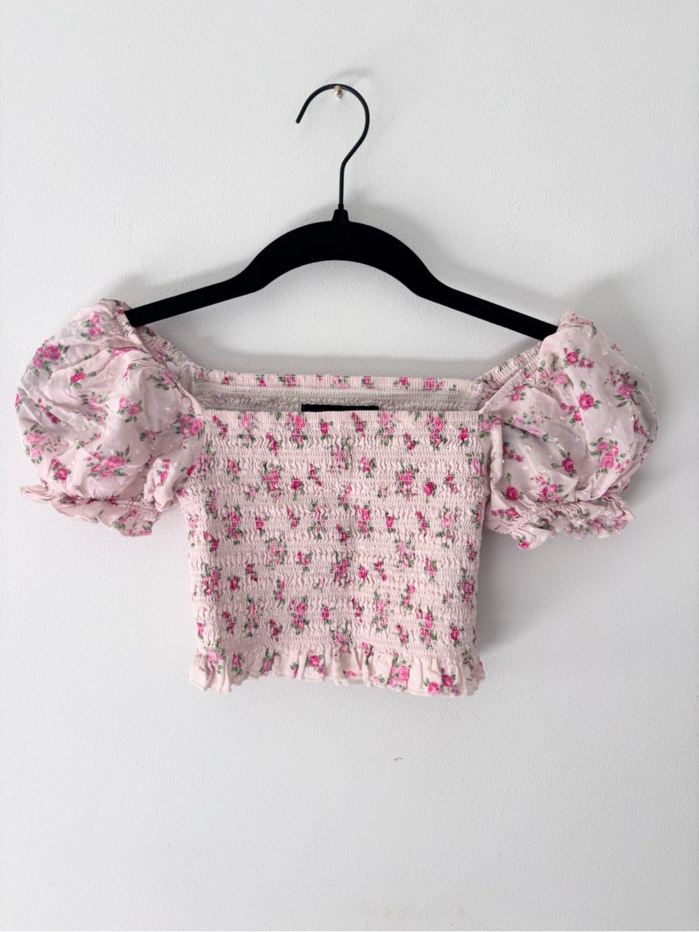 KatieJ NYC floral smocked crop top puff shirt cream pink Loveshackfancy small